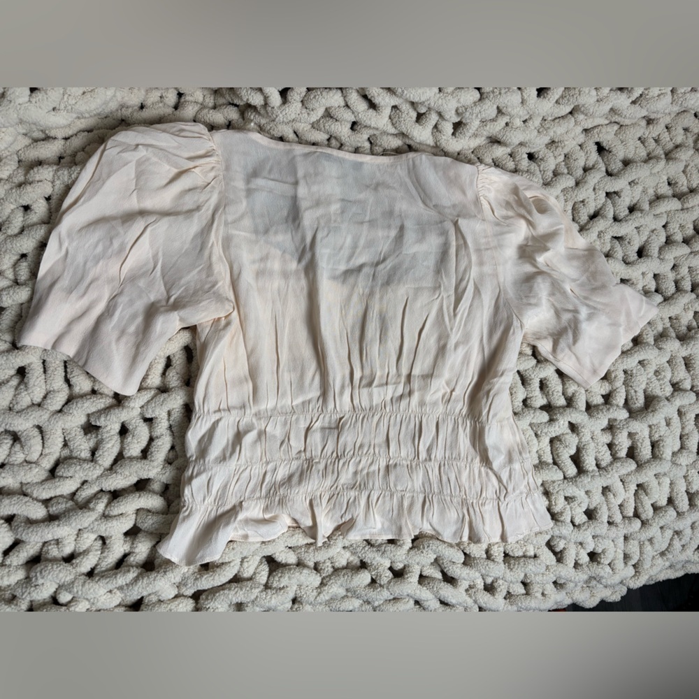 New! Sophie rue To Neck Short Puff Sleeves Ruche Ivory Ecru Top Size M - Picture 3 of 3